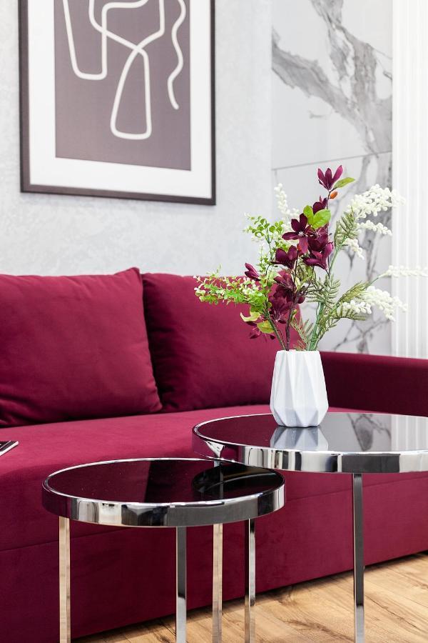 Lovely Apartment On Drahomanova Street Λβιβ Εξωτερικό φωτογραφία